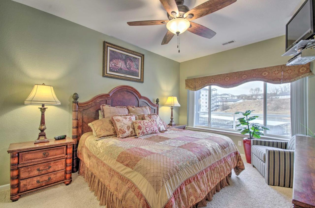 Breezy Lake Ozark Escape Dock, Slip And Pool! Esterno foto